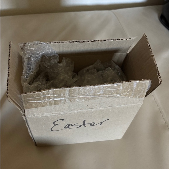 NWT Pottery Barn Sculpted Bronze Bunny Snack Bowl - Picture 6 of 6